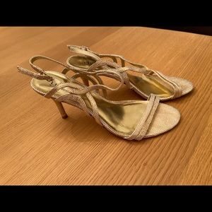 Cute gold tone heels!